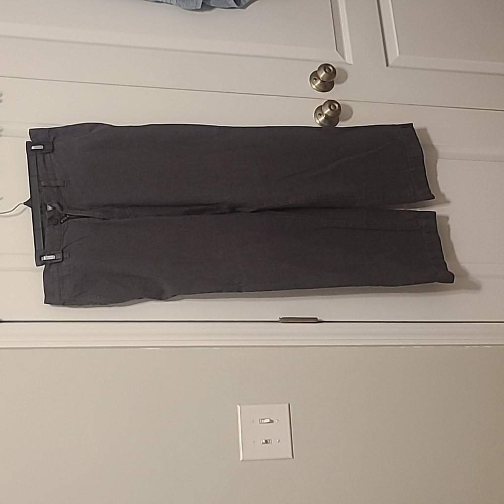 Size 33/32 old navy